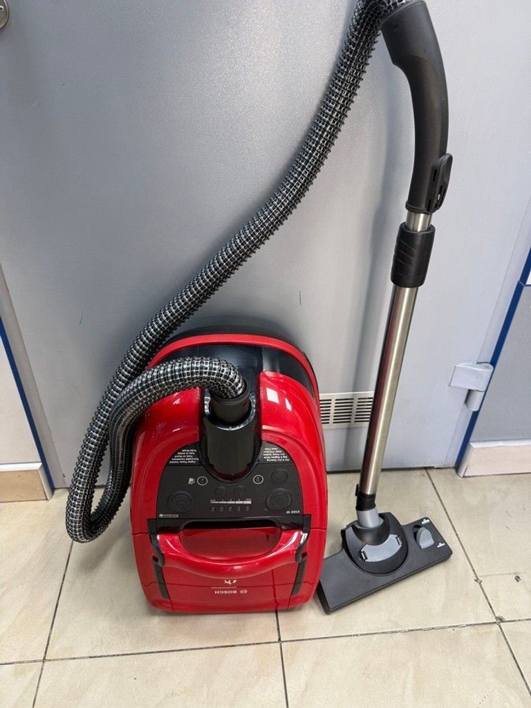 Дешево Bosch Serie 4 BWD421PET з ломбарду