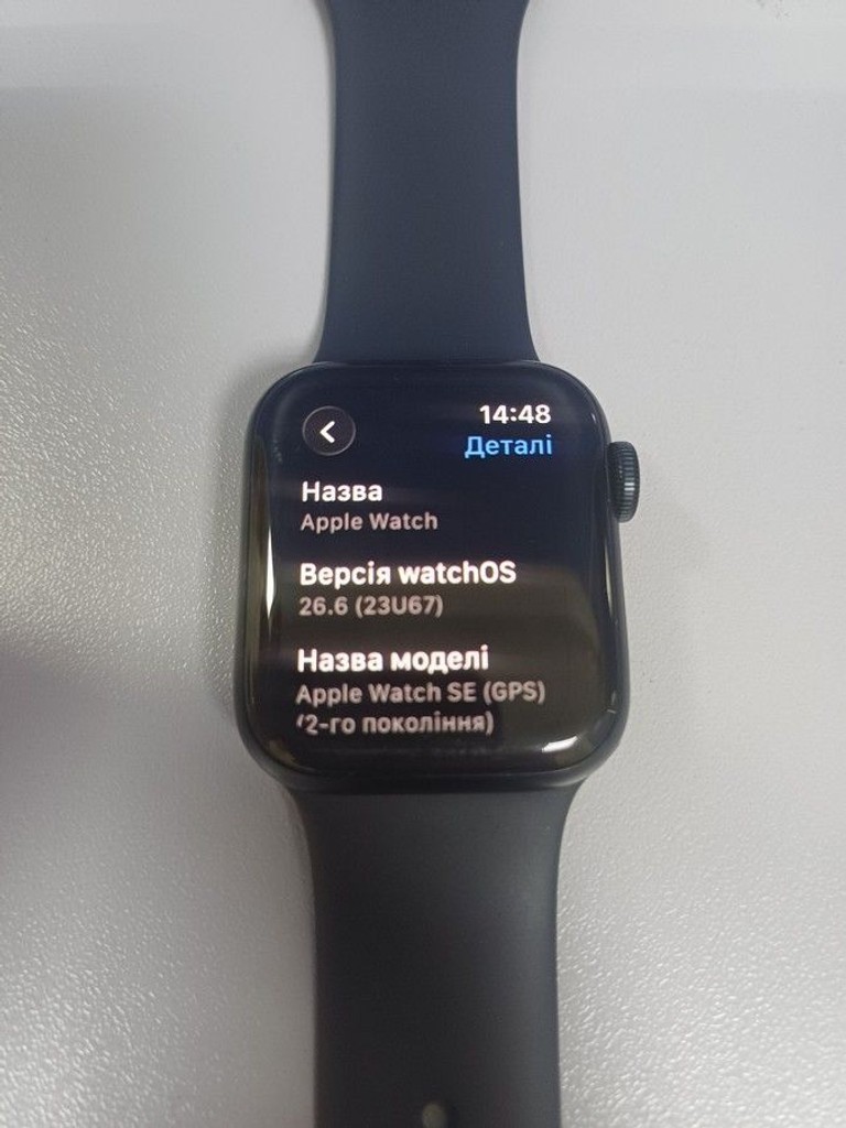 Дешево Apple watch se 2 gps 40mm aluminium case з ломбарду