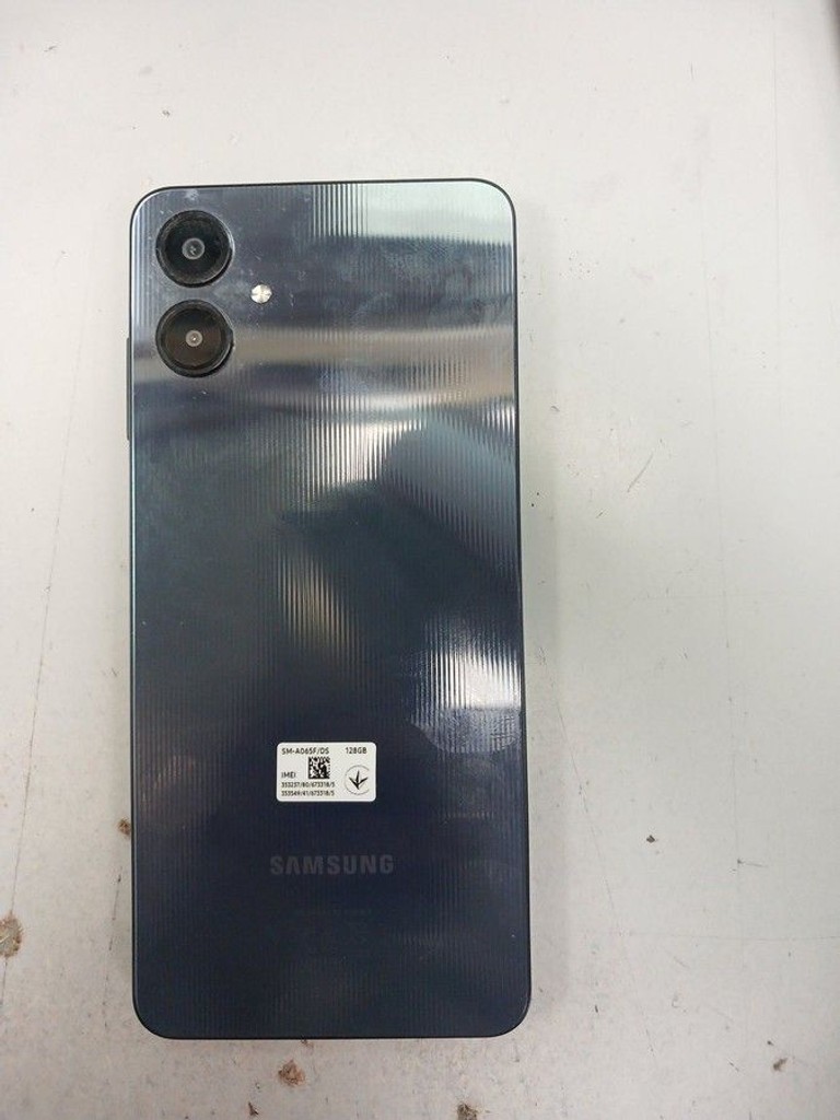 Оголошення Samsung galaxy a06 4/128gb Б/У