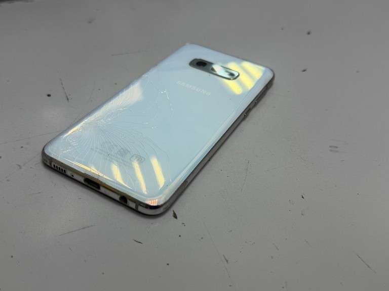 Samsung galaxy s10e sm-g970f 6/128gb Код:01-201146339. Изображение 8