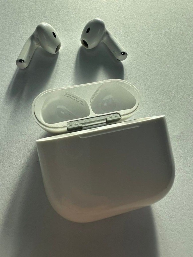 Распродажа Apple airpods 4, продавец Техноскарб