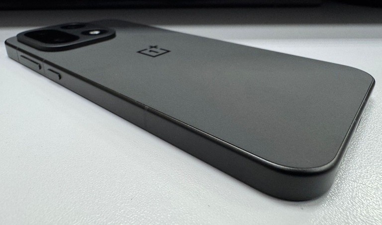Oneplus 15 12/256GB Black Код:01-201154046. Изображение 7