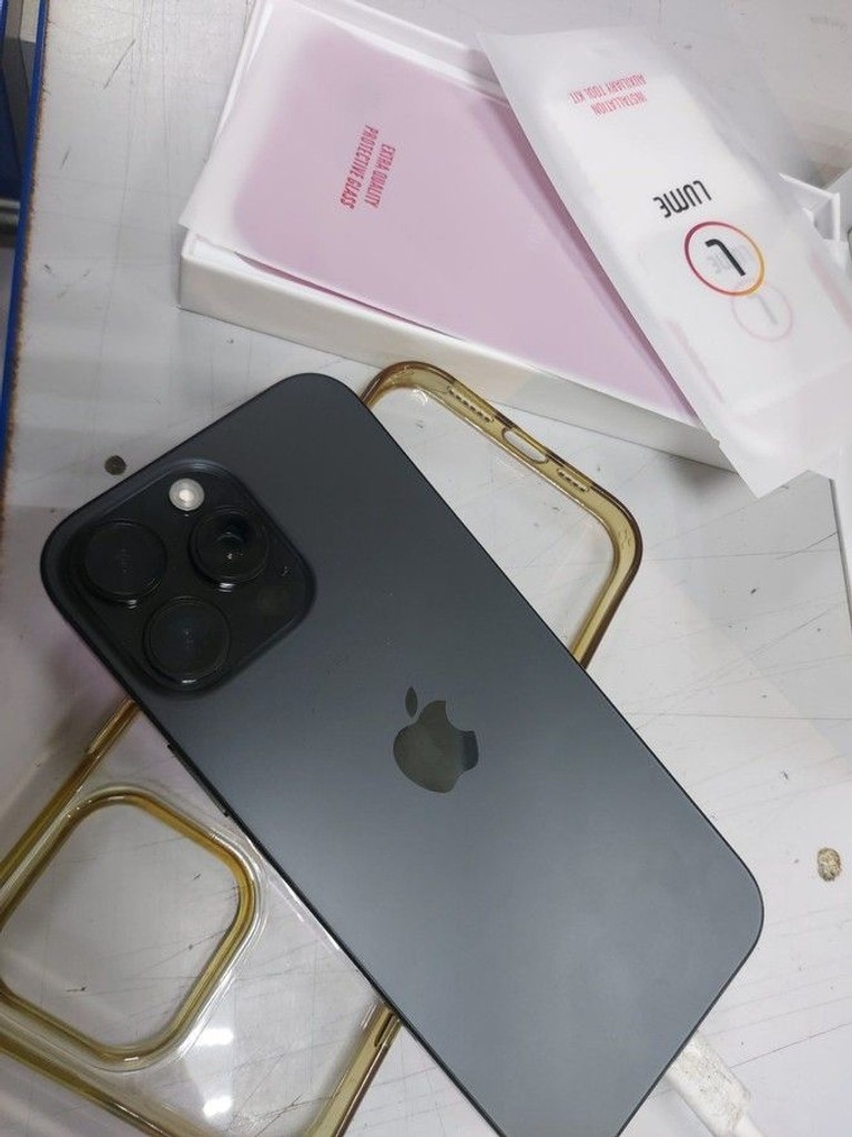 Купить Apple iphone 16 pro max 1tb Б/У