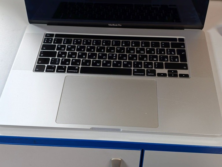 Apple macbook pro 16" 2019 a2141 core i7 2,6ghz/ram 16gb/ssd 512gb/intel graphics 630 Код:01-201155737. Изображение 8