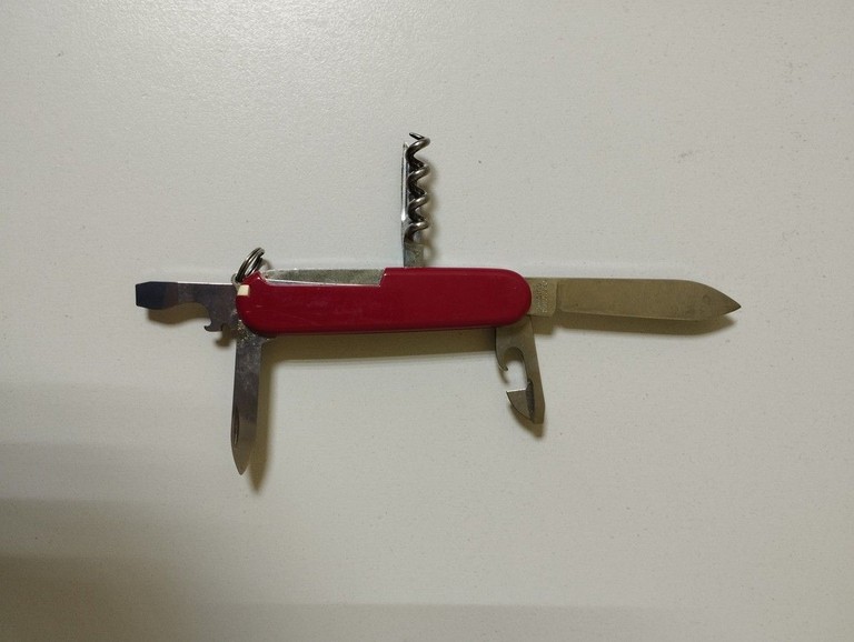 Распродажа Victorinox waiter, продавец Техноскарб