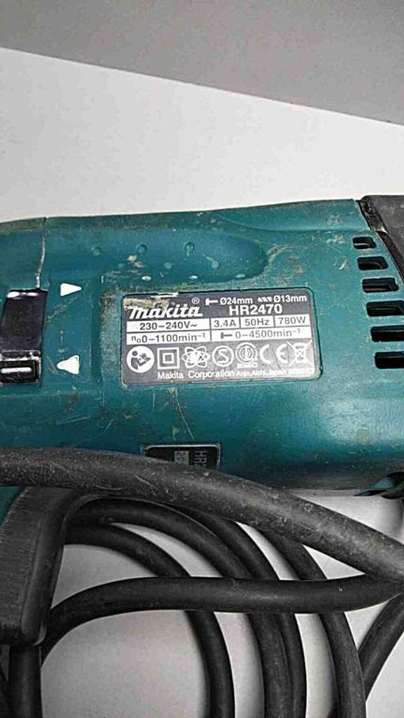 Makita HR2470