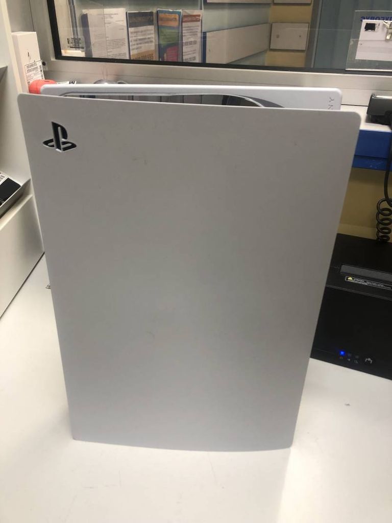 Sony PlayStation 5 825GB