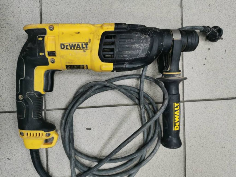 Dewalt d25133qs