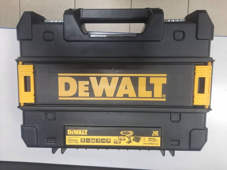 DeWALT DCD777L2T_1