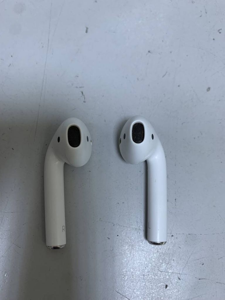 Apple airpods 2 gen a1602.a2032+a2031 2019г.