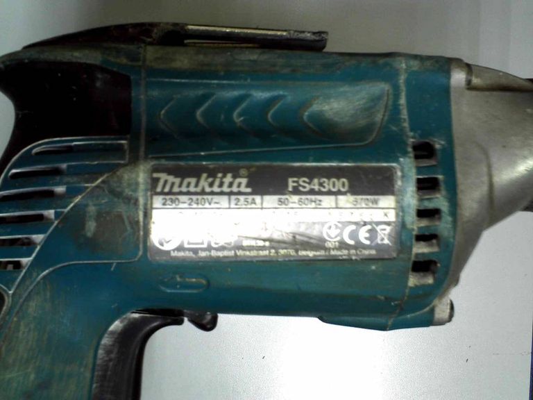 Дешево Makita fs 4300 з ломбарду