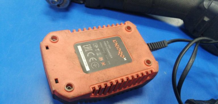 Купить Dnipro-M dga-200bc ultra 1акб 4ah зп Б/У