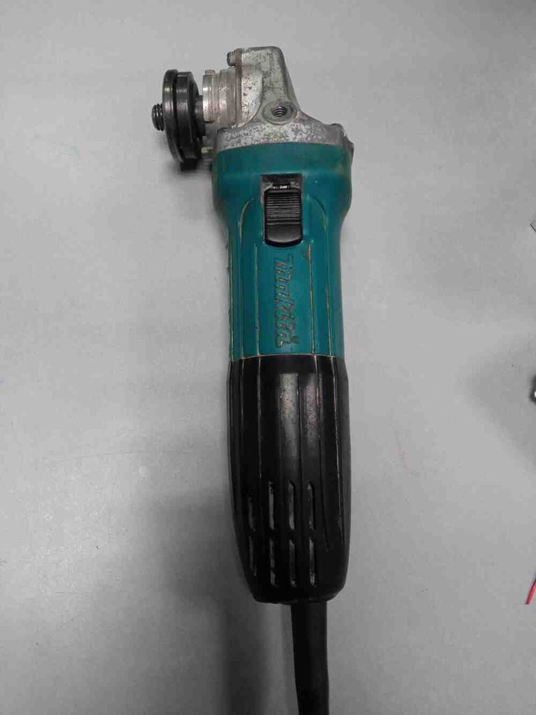 Купити Makita GA5030X1 Б/У