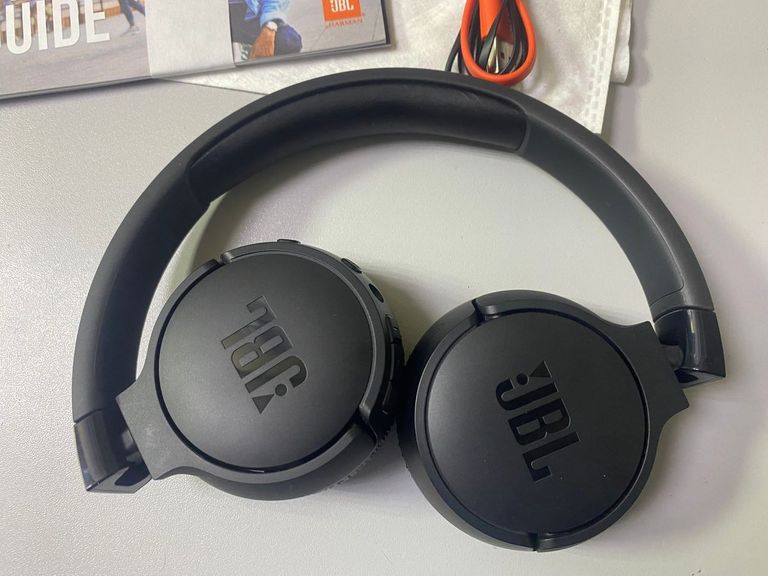 Оголошення Jbl tune 670nc Б/У
