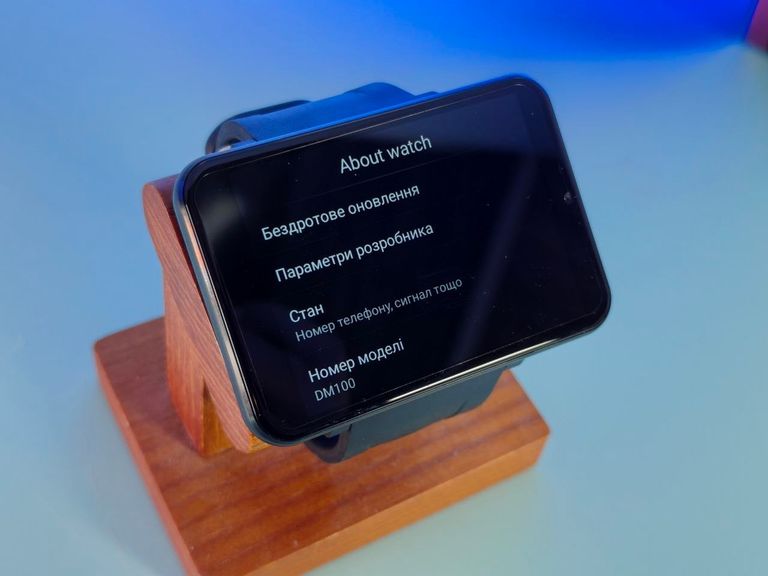 Объявление Розумний годинник Silvergear XL. З надзвичайно Великим сенсорним екраном 2,4-дюйма, 32 ГБ, розумний годинник з пульсометром, для Б/У