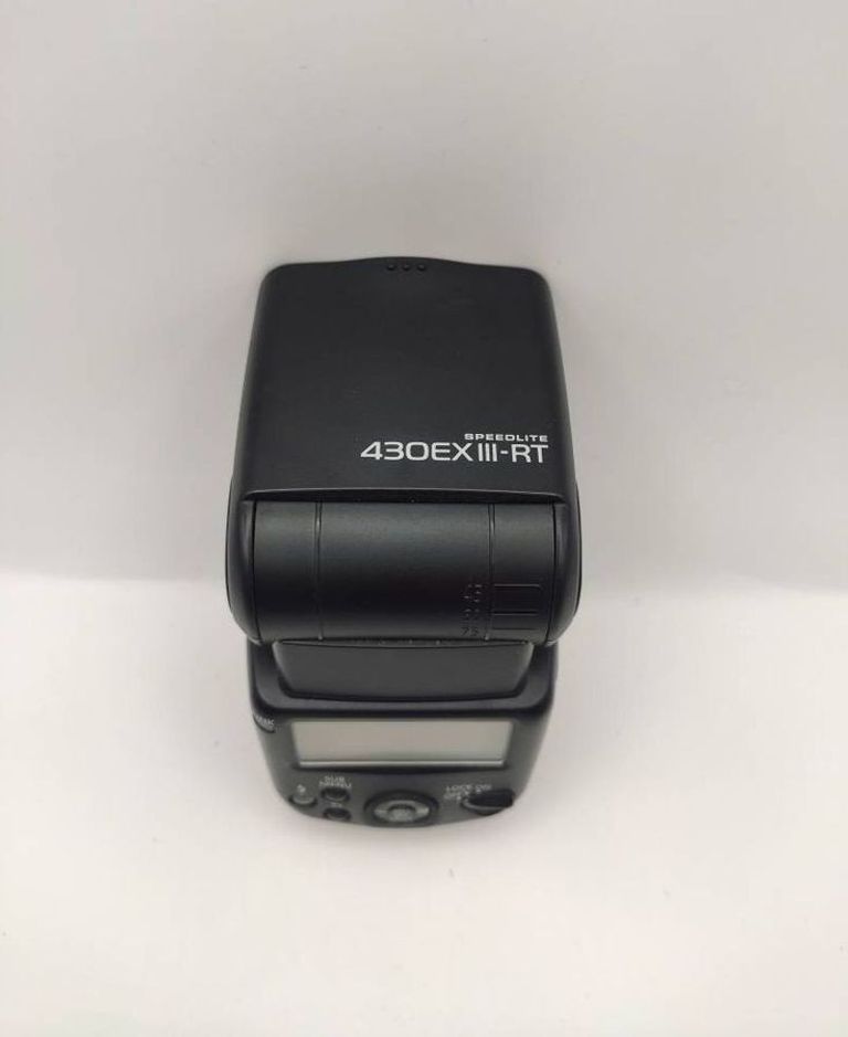 Дешиво Canon Speedlite 430EX III RT с ломбарда