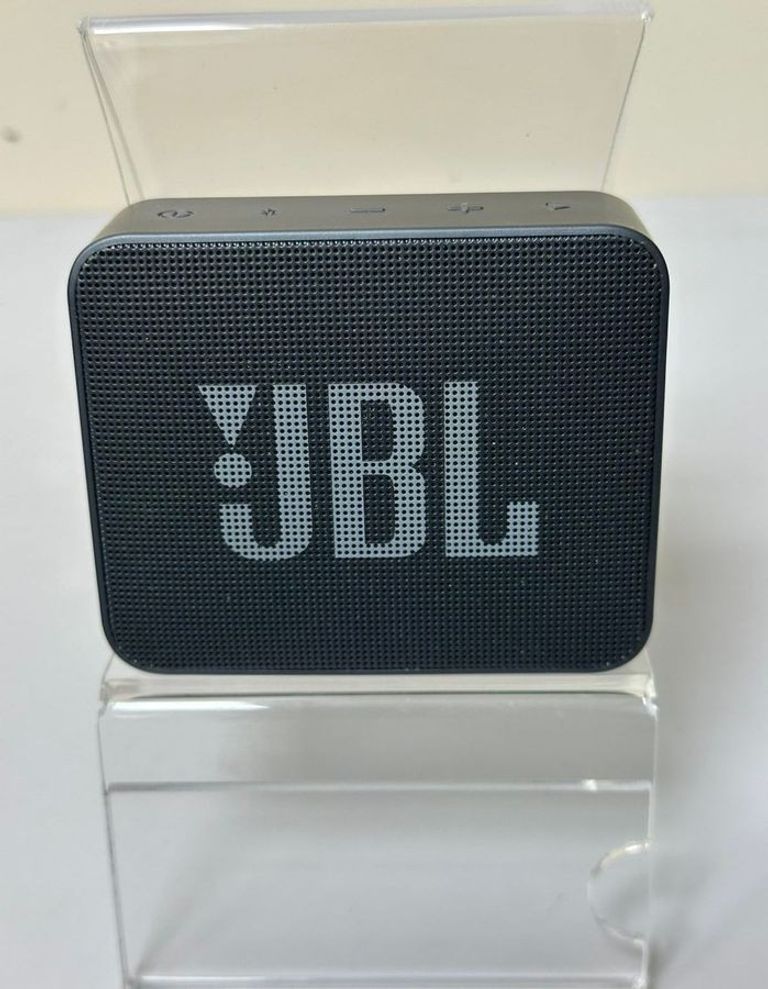 Купити Jbl go essential Б/У