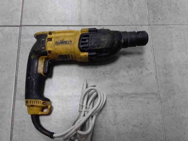 Dewalt D25133K