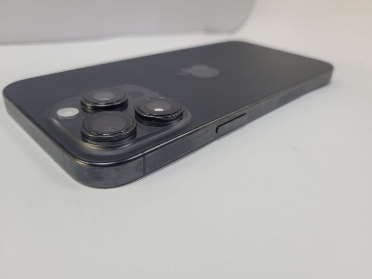 Apple iPhone 15 Pro Max 256GB eSIM Blue Titanium (MU693) Код:01-200610493. Зображення 7