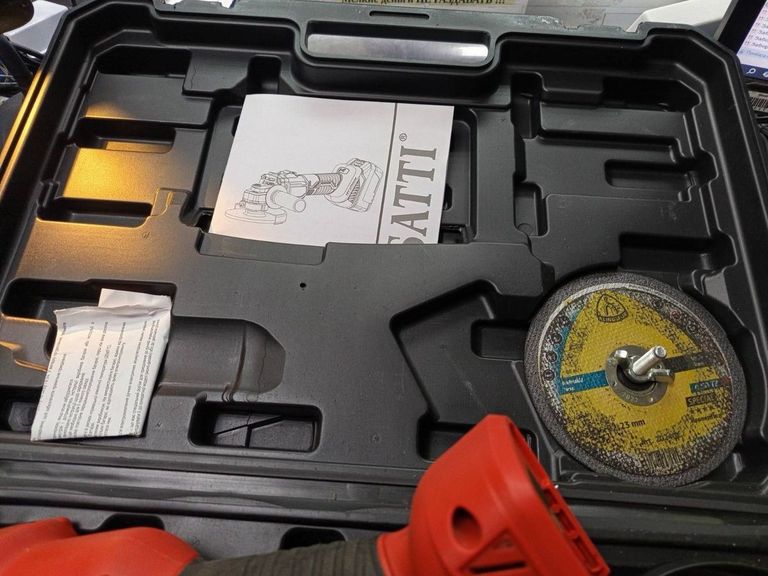 Оголошення Felisatti ушм-125/18л3/p52212 2акб 4ah зп Б/У