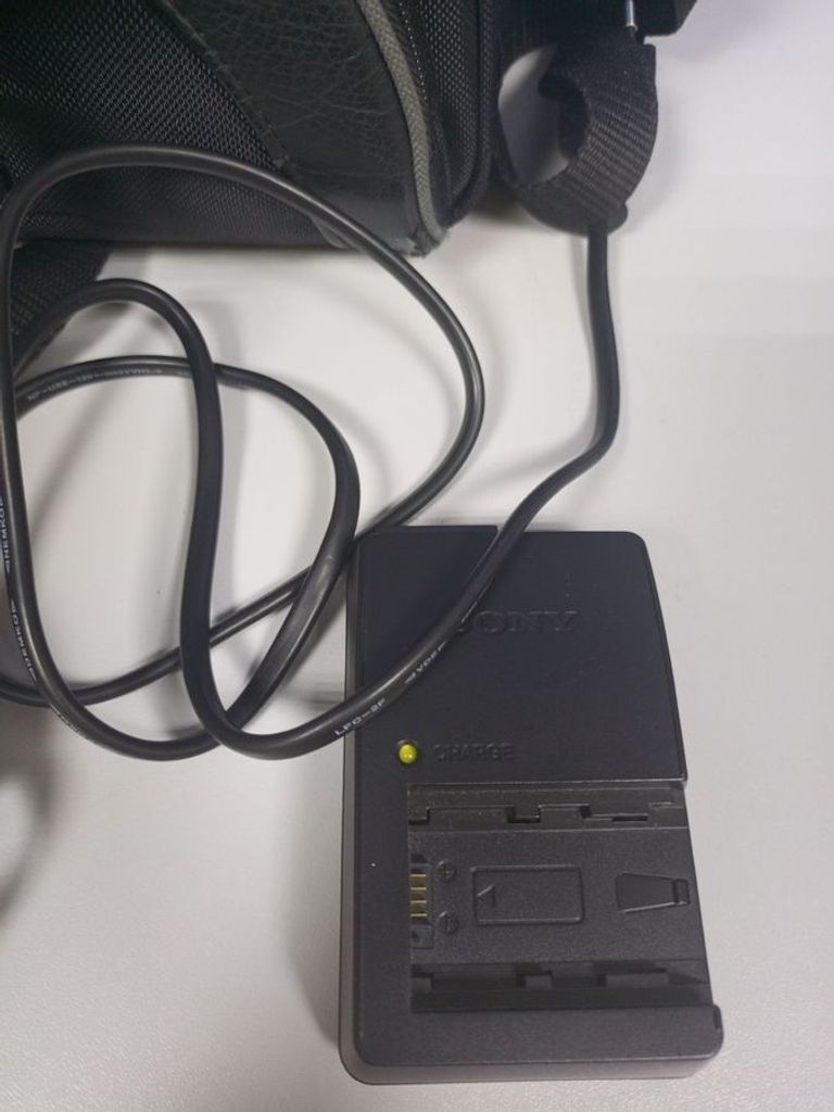 Sony a330 + sal1855 Код:01-200637119. Изображение 6