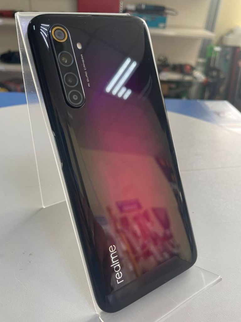 Распродажа realme 6 Pro 8/128GB Red, продавец Техноскарб