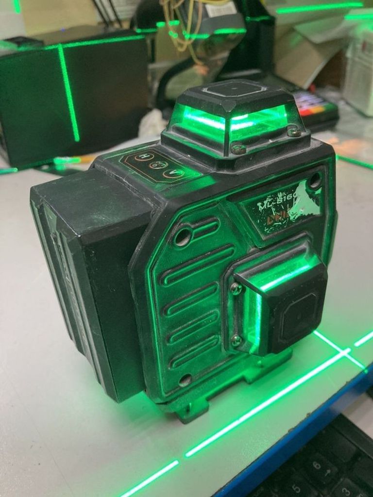 Купити Dnipro-M ml-816g Б/У