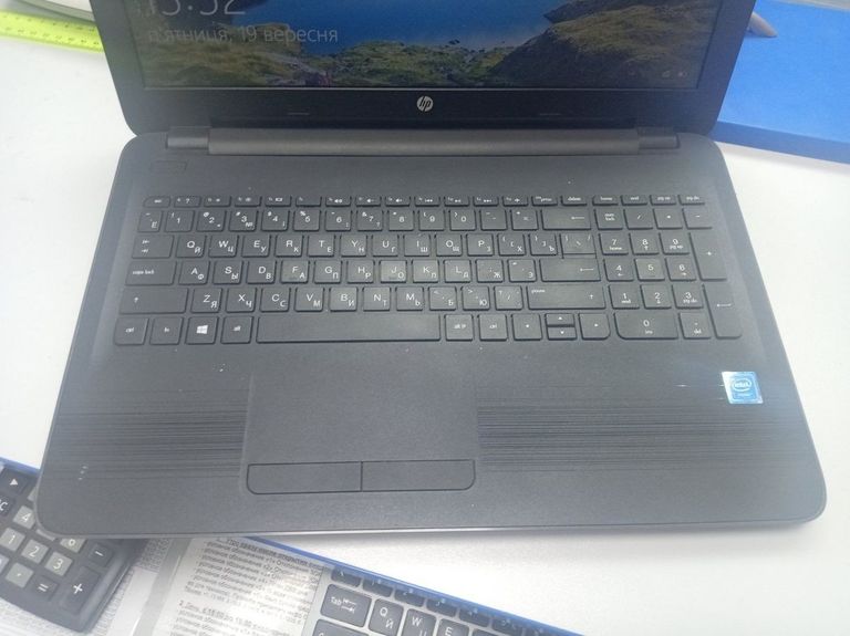 Купити Hp 15/celeron n3060 ddr3/8gb ddr3/hdd 250 gb/ssd *відсутній/*інтегрована Б/У
