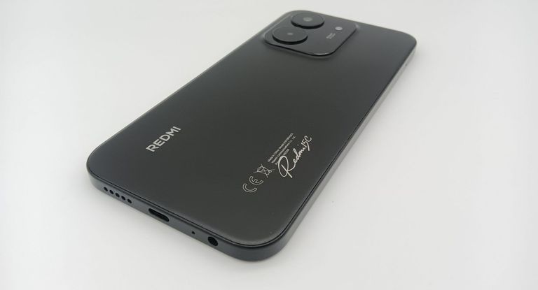 Дешево Xiaomi Redmi 15C 4G 4/128GB Midnight Black з ломбарду