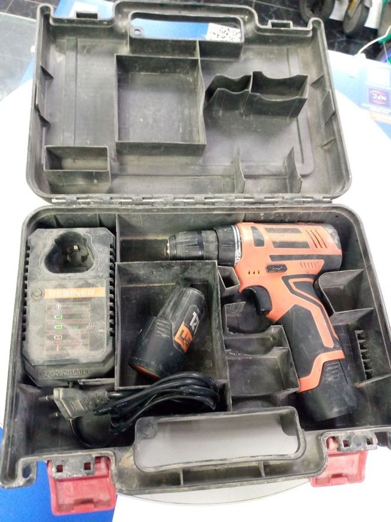 Купить Rebiner rad-12lih 2акб 12v 1.5ah li-ion + зу Б/У