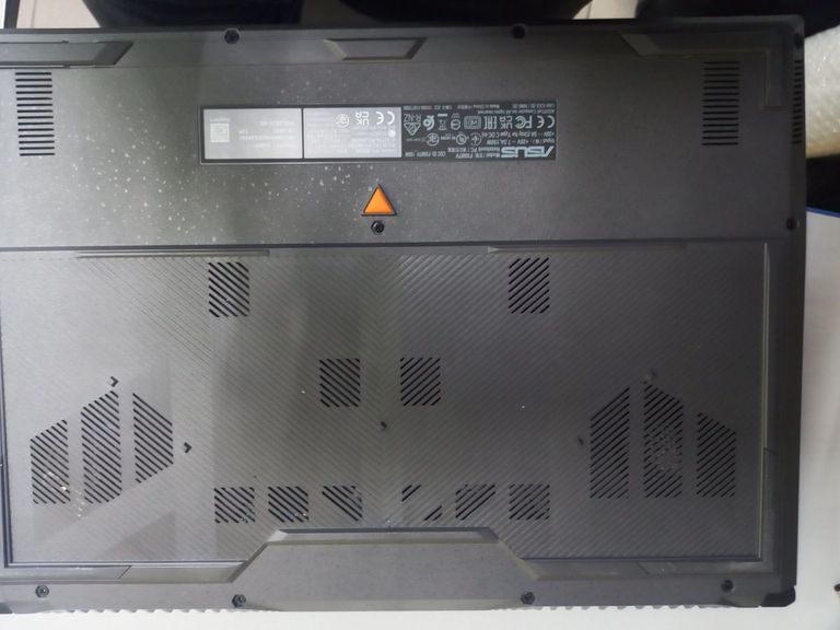 Распродажа Lenovo loq 15arp9 cpu amd ryzen 5 7235hs/ram 24 gb ddr5/gpu geforce rtx 3050 6gb ddr6 96bt /ssd 512b, продавец Техноскарб