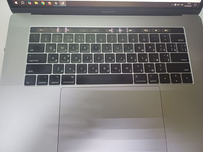 Распродажа Apple macbook pro a1707/15.4/core i7 2,8ghz/ram16gb/ssd256gb/amd radeon pro555 2gb, продавец Техноскарб