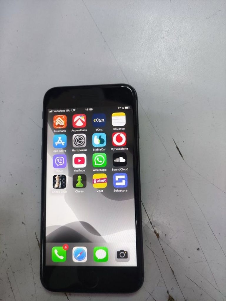 Купити Apple iphone 8 64gb Б/У