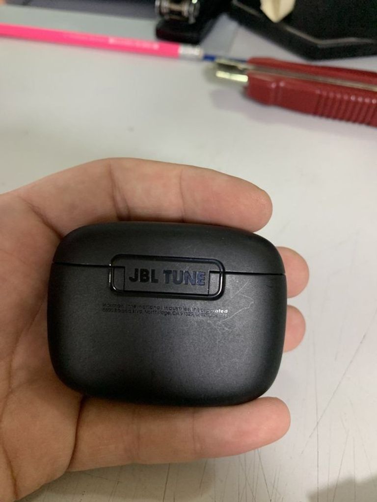 Дешево Jbl tune beam з ломбарду