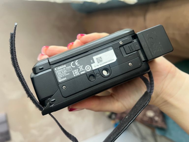 Canon Legria HF R806 Black (1960C008) Код:null. Зображення 4