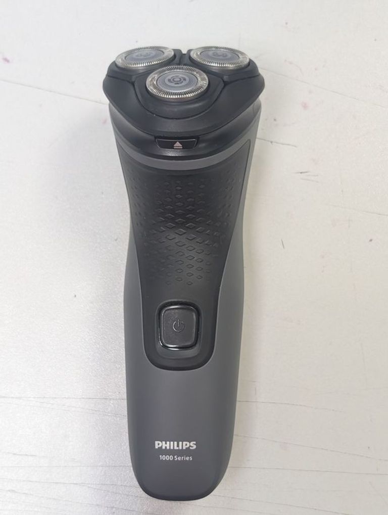 Дешиво Philips Shaver Series 1000 S1142/00 с ломбарда