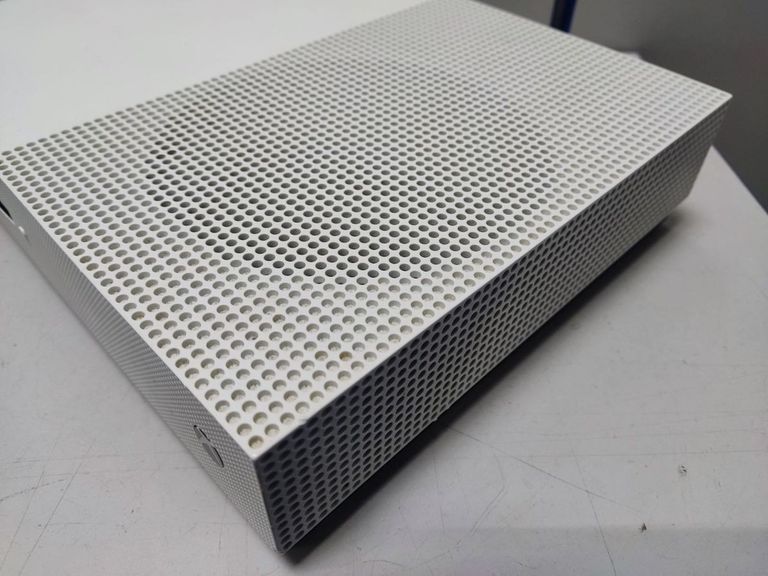 Microsoft Xbox One S 1TB Код:01-200844942. Изображение 9