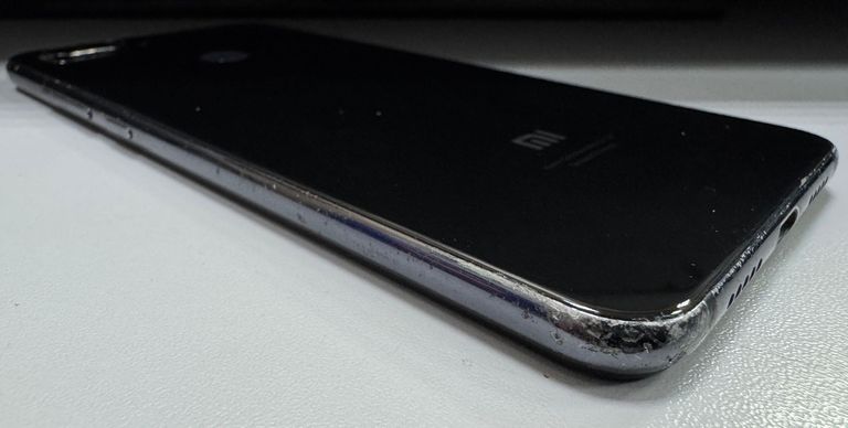 Xiaomi Mi 8 Lite 4/64GB Blue Код:01-200841652. Изображение 6