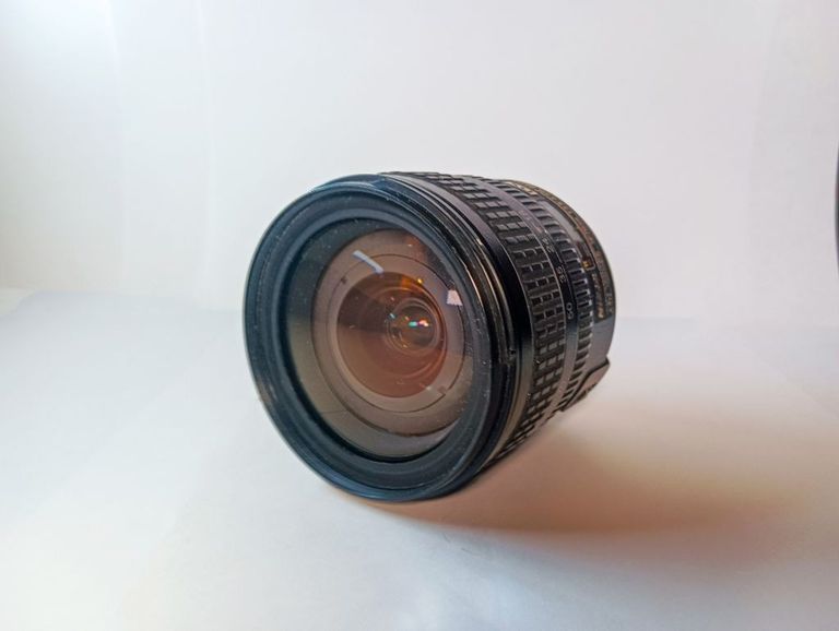 Nikon AF-S Nikkor 18-70mm 1:3.5-4.5G ED DX SWM IF Aspherical Код:null. Изображение 6