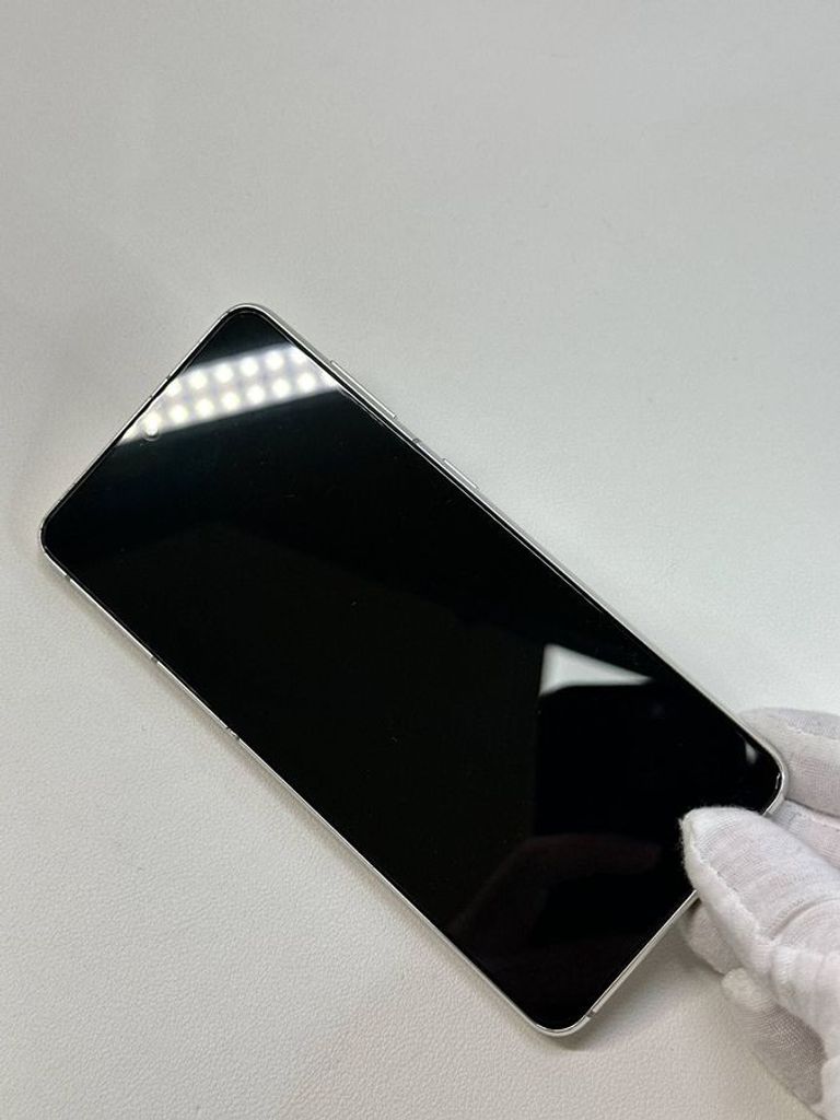 Samsung galaxy s21 5g 8/128gb Код:01-200852094. Зображення 6