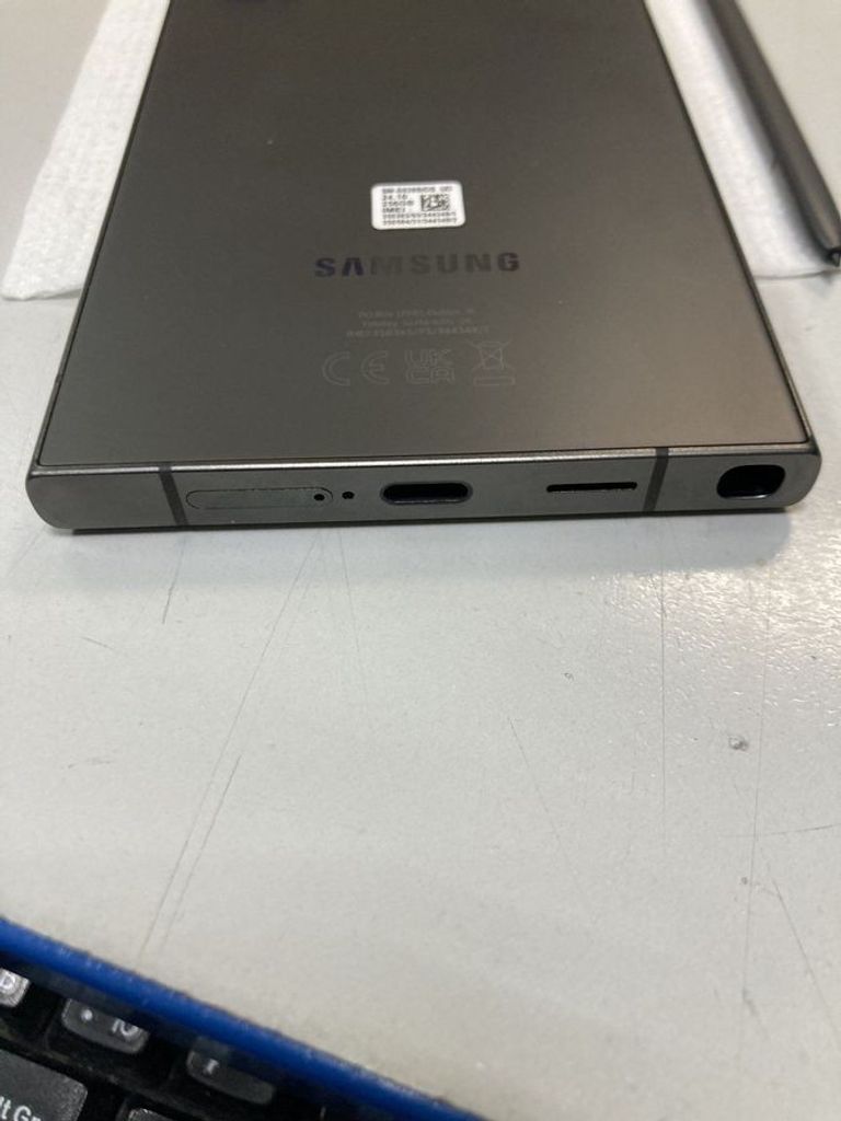 Розпродаж Samsung galaxy s24 ultra 12/256gb, продавець Техноскарб