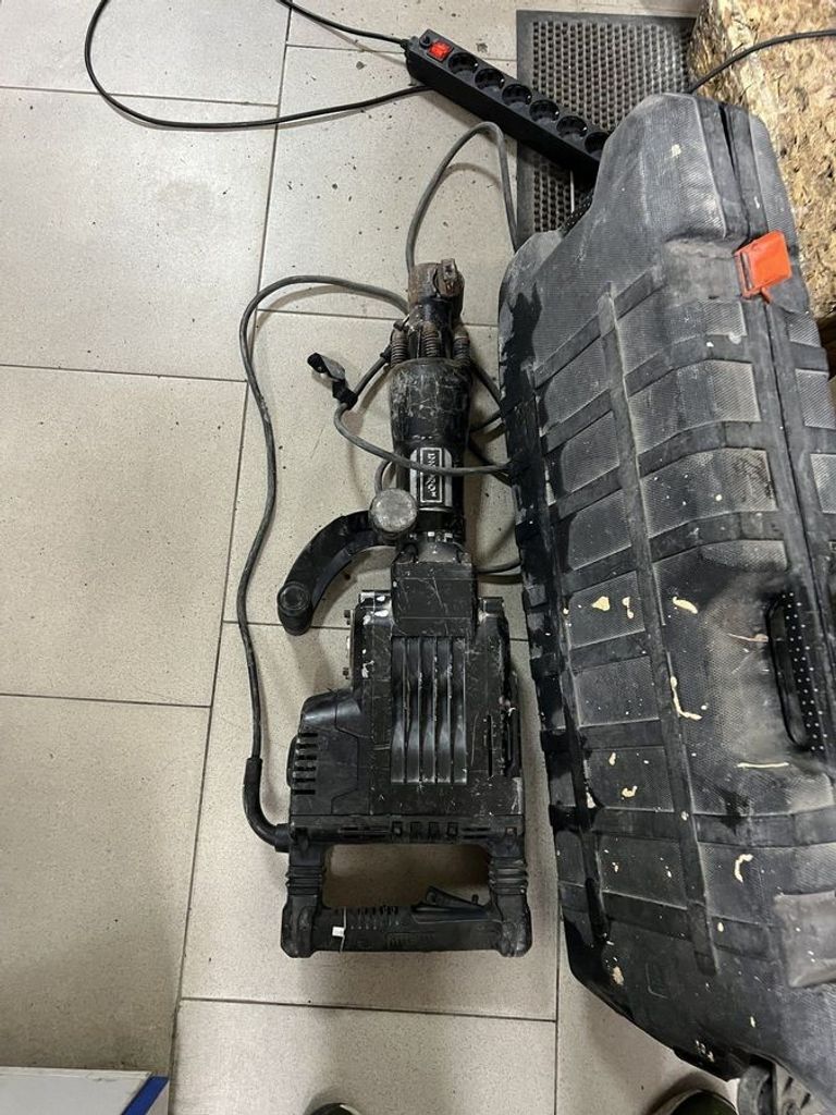 Дешево Dnipro-M sh-220av з ломбарду