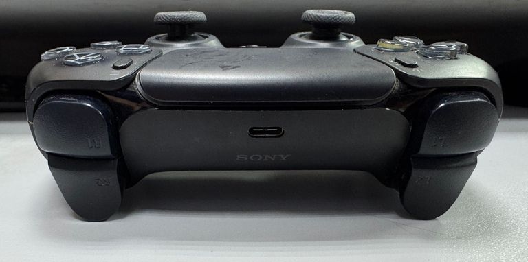 Дешево Sony DualSense Black з ломбарду