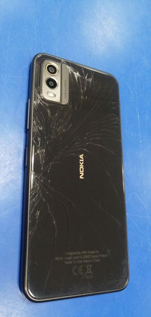 Nokia C32 4/64GB Green Код:01-200887030. Зображення 6