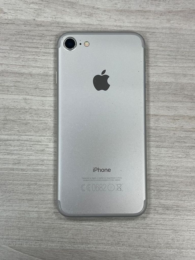 Объявление Apple iphone 7 32gb Б/У