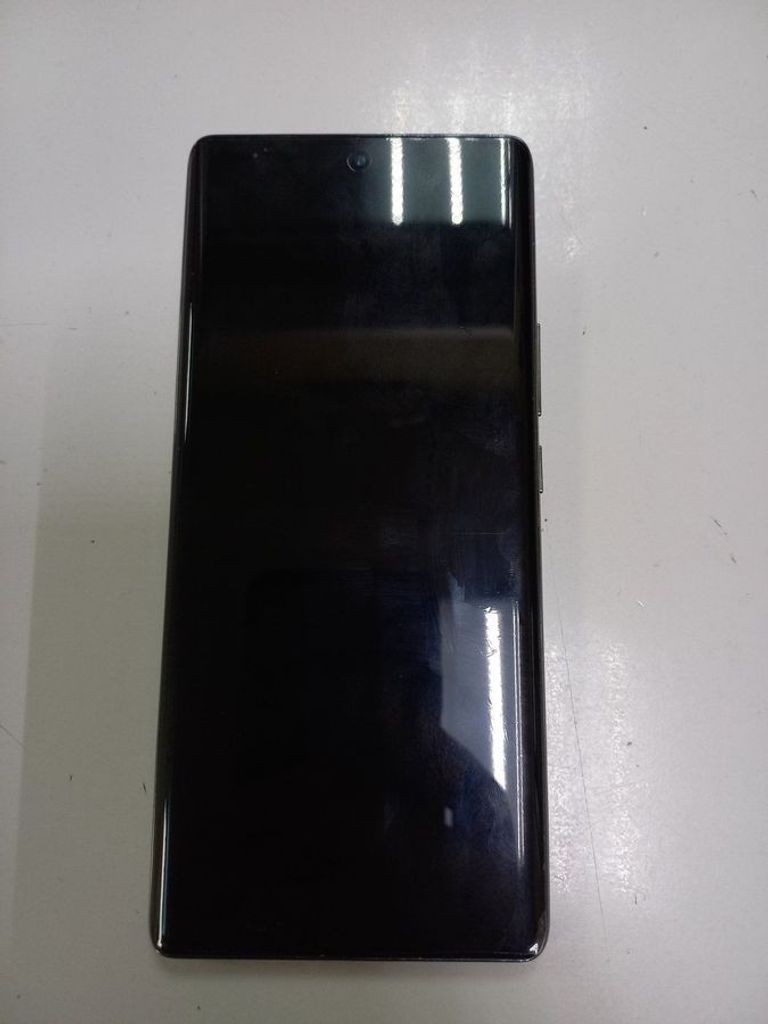 Дешиво Tecno spark 20 pro+ 8/256gb с ломбарда