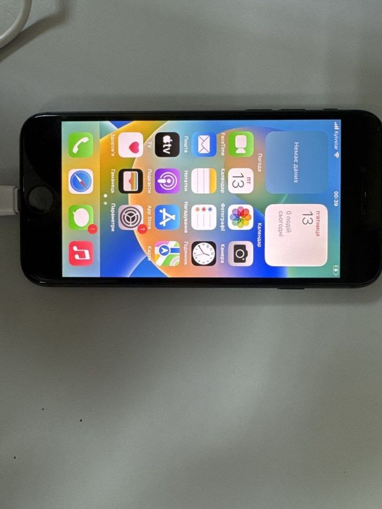 Купити Apple iphone 8 64gb Б/У
