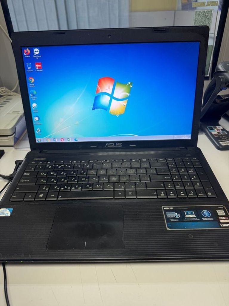 Купити Asus 15/pentium 2020m ddr3/4gb ddr3/hdd 500 gb/ssd *відсутній/*інтегрована Б/У