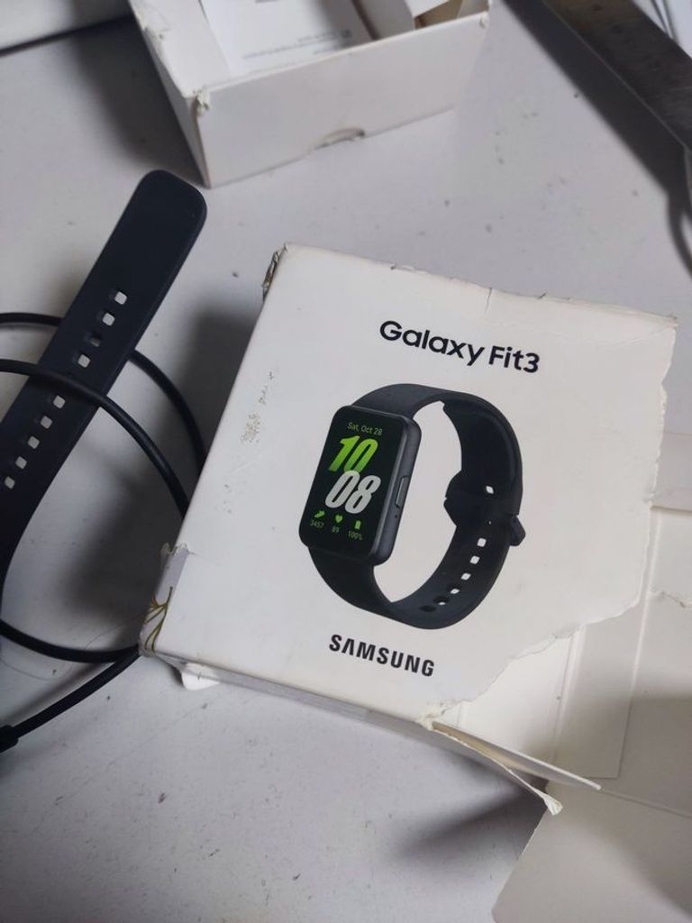 Купить Samsung galaxy fit3 Б/У