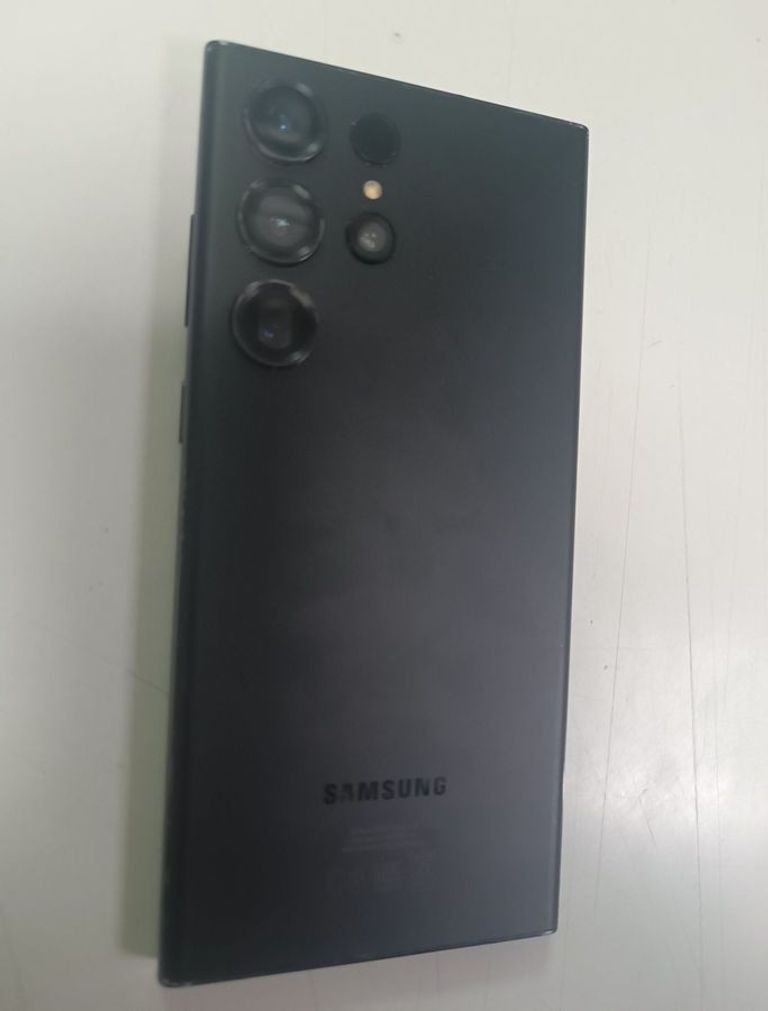 Розпродаж Samsung galaxy s23 ultra 12/512gb, продавець Техноскарб